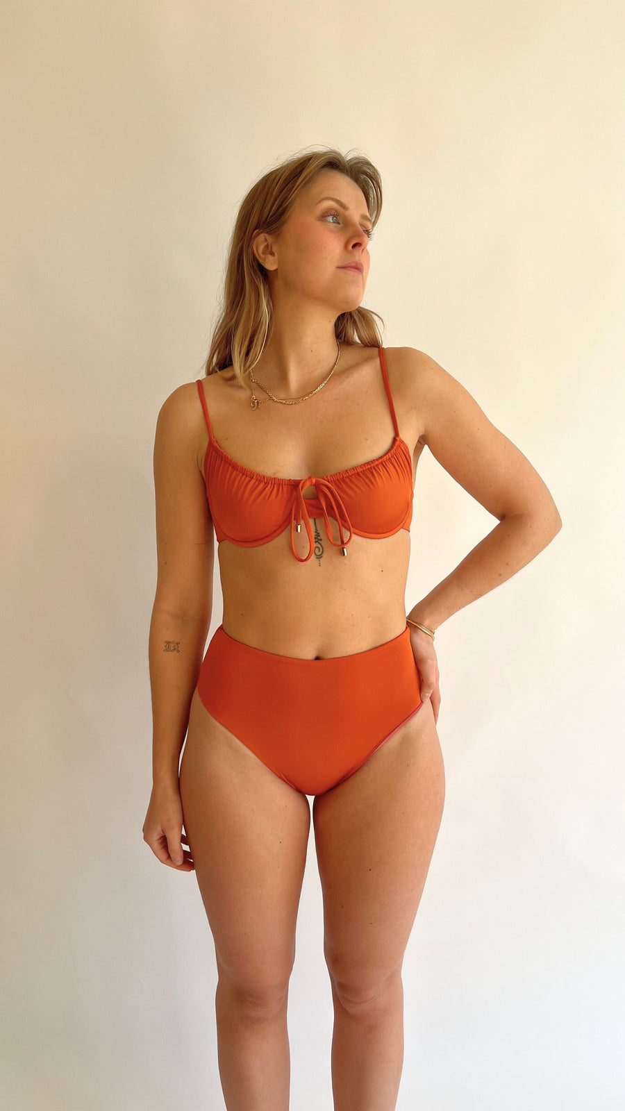 SUMBA Top in Saffron | Rosy (79€)